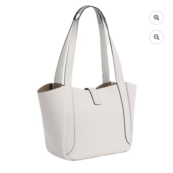 NWT Coach Hadley Turnlock Tote Shoulder Bag Pebbled Leather CAL17 Chalk Cream - Picture 3 of 10